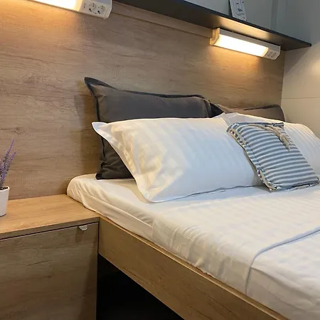 Mobile - Appartement Pirovac